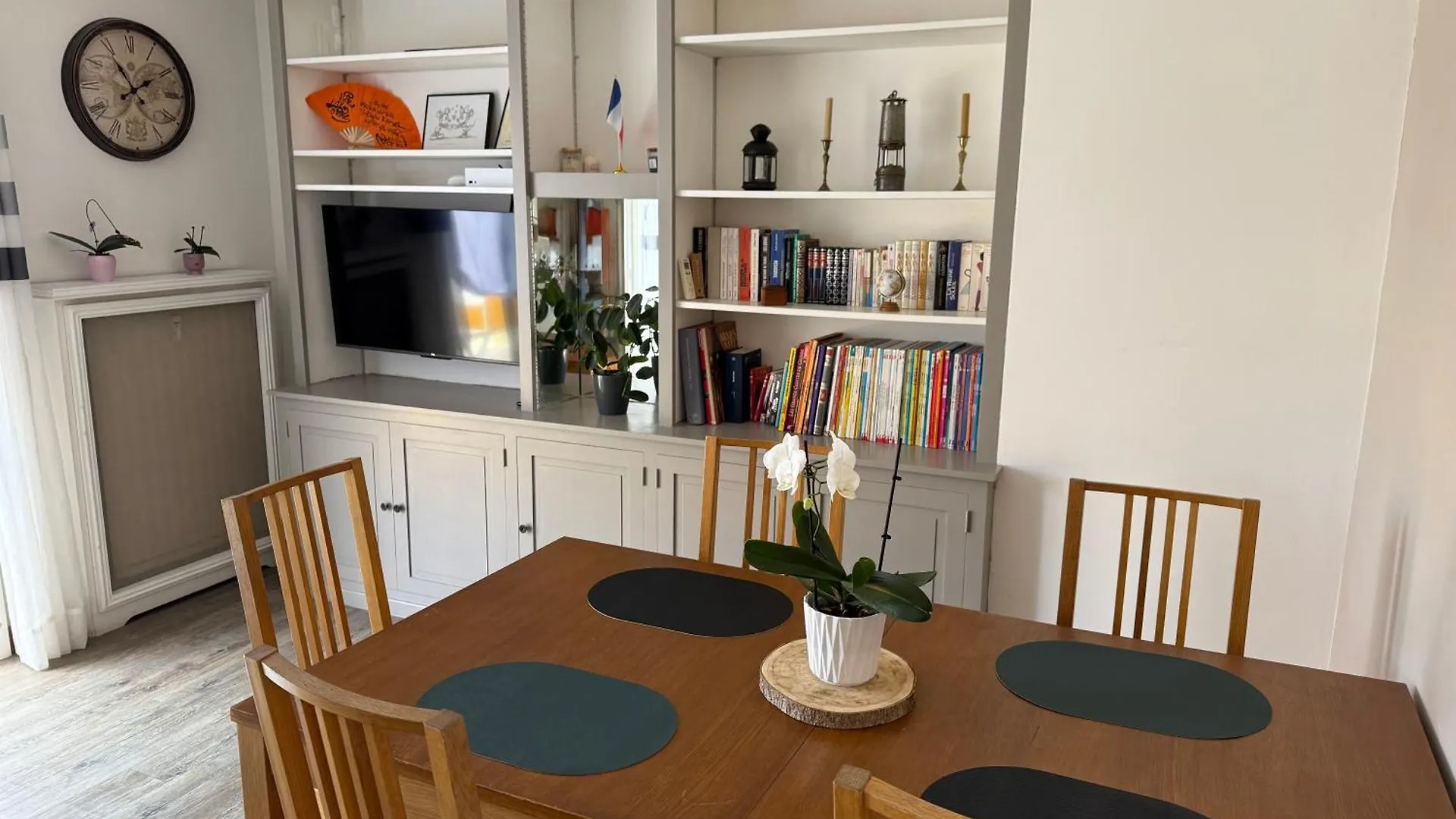 Appartement Vue Sur Collines De Cannes Le Cannet Apartman